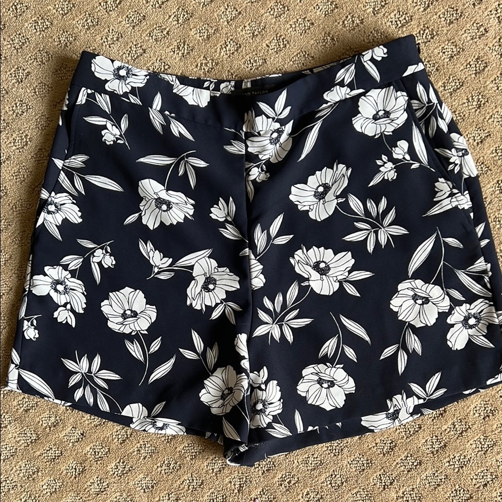 Ann Taylor High Waist Navy Blue and White Floral Side Zip Shorts
